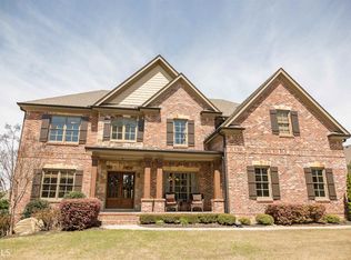 2472 Walkers Glen Ln, Buford, GA 30519