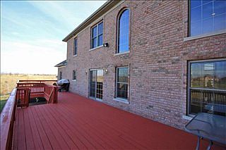 5th image of 733 Sovereign Dr