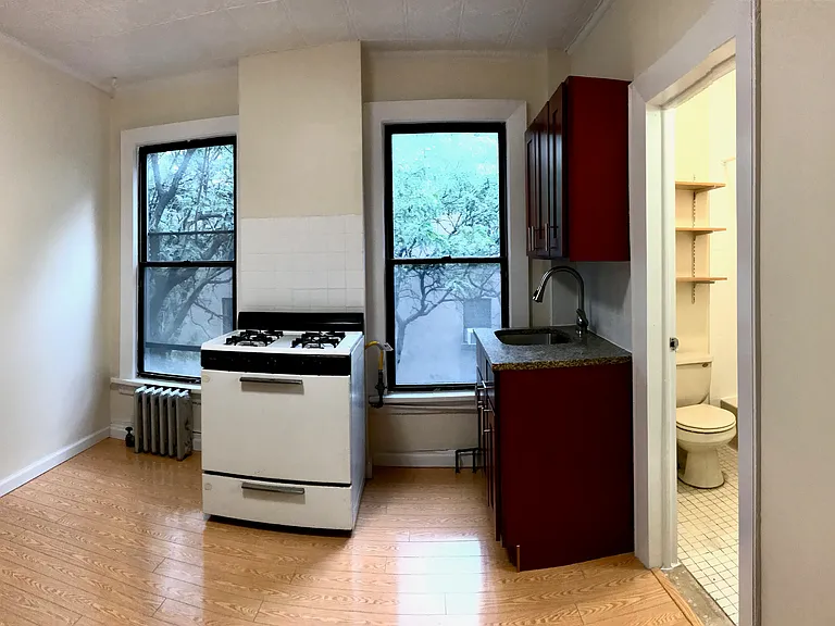 70 Nevins St #5 — Photo 22
