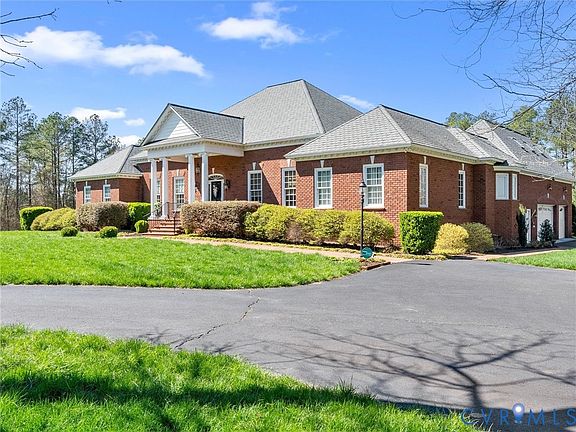 3rd image of 24200 Pear Orchard Rd