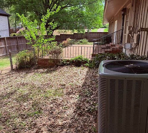 3rd image of 5676 Walnut Grove Pl