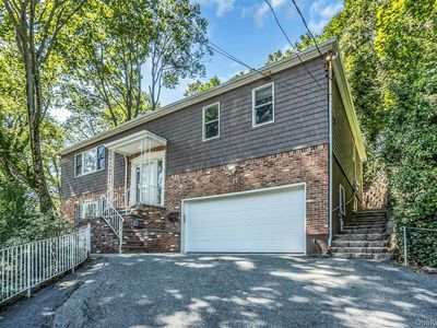 17 Willow Drive, Port Washington, NY, 11050