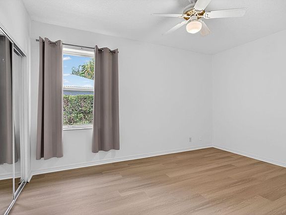 5th image of 10251 NW 62nd Dr #0