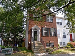 9 Castle Garden Ct, Olney, MD 20832