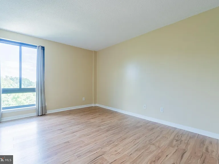805 N Howard St #438 — Photo 21