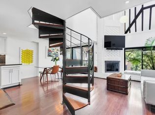 365 W 19th St APT 3R, Manhattan, NY 10011