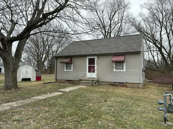 140 Sinclair Ave, New Carlisle, OH 45344