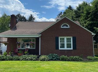 630 Charles St, Sharpsville, PA