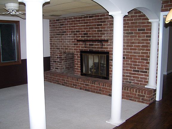 Living room with gas log fireplace