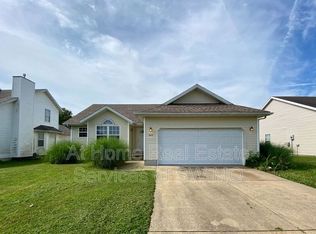1012 W Birch St, Nixa, MO 65714