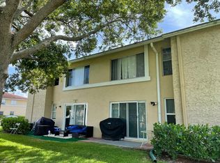 853 Twin Lakes Dr #853, Pompano Beach, FL 33071