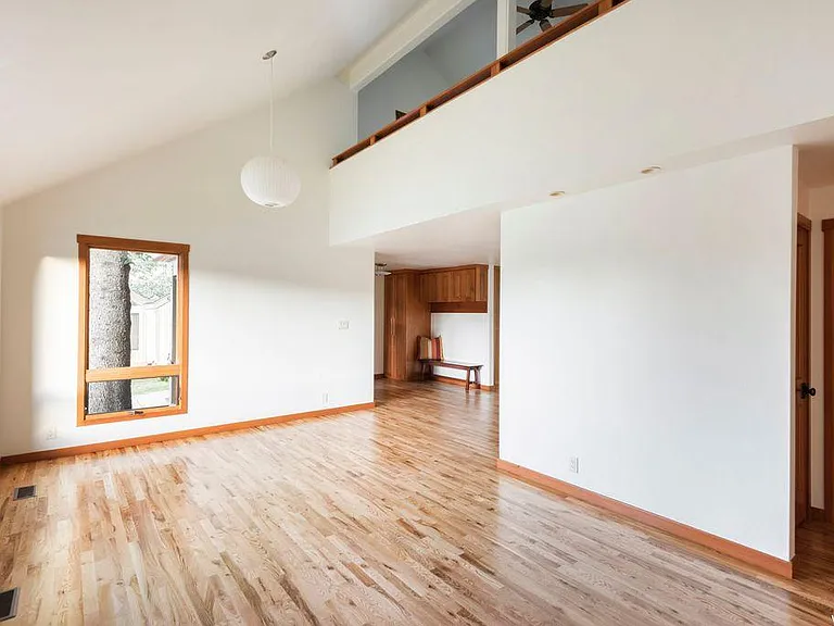 27 Payday Dr — Photo 16