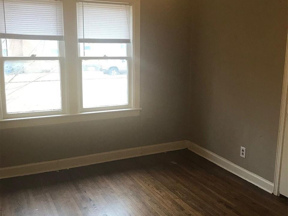 1st image of 186 N Florence Ave