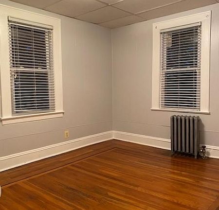 4th image of 47 Greenwood Ave