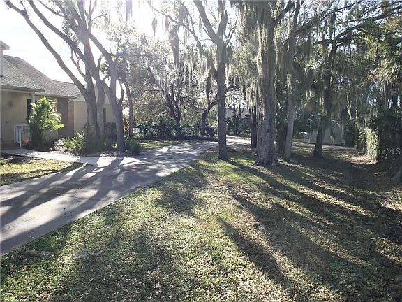 2nd image of 8425 Riverview Dr