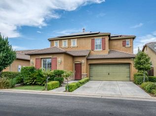4213 Serena Ln, Clovis, CA 93619