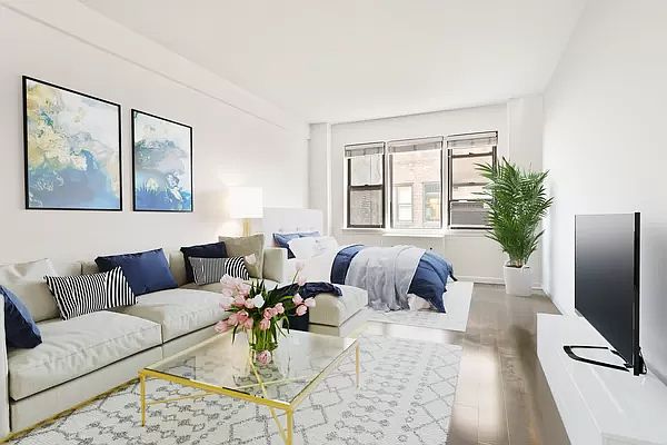 1st image of 240 E 46th St APT 5C