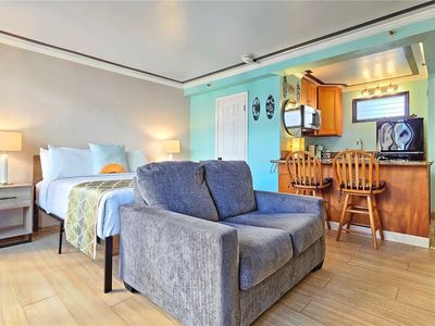 134 Kapahulu Ave #321, Honolulu, HI, 96815