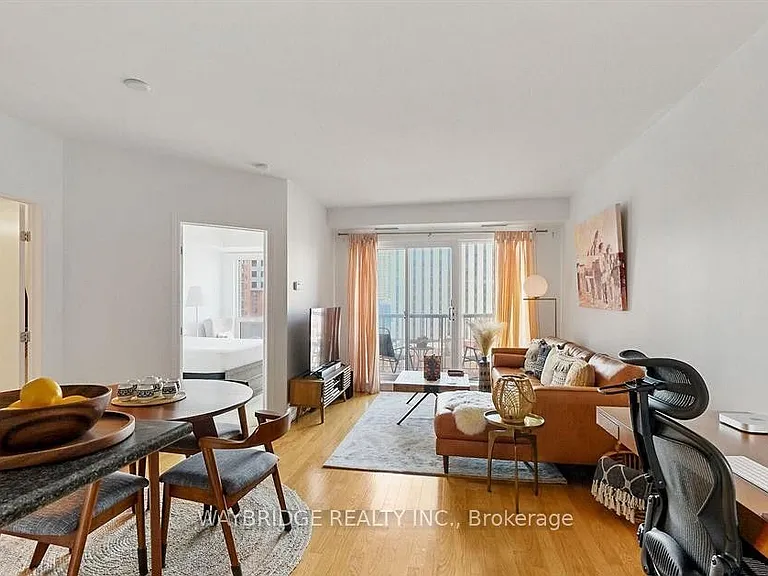 200 Rideau St #906 — Photo 3