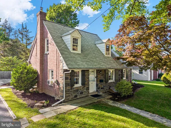 56 N Brookside Rd, Springfield, PA 19064