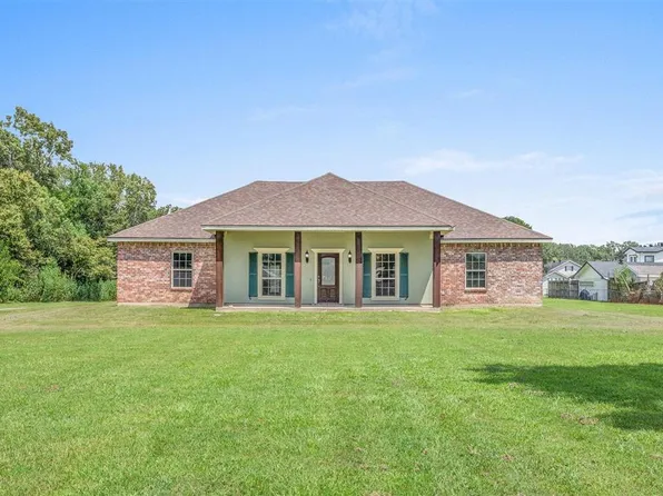 310 Louviere St, Welsh, LA 70591