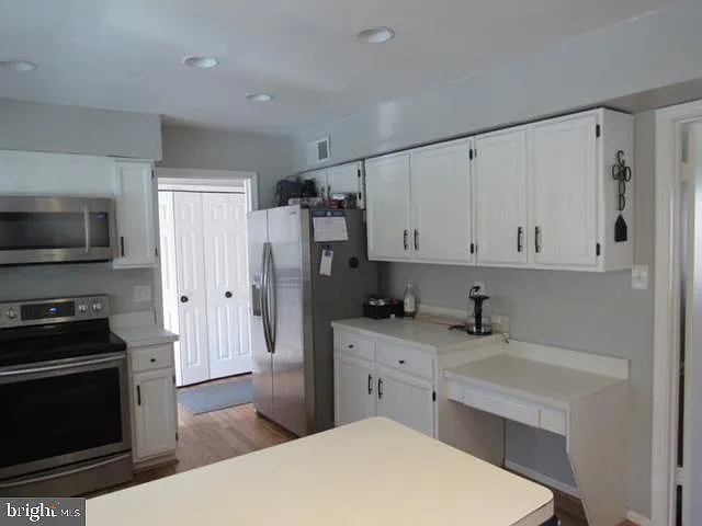 11903 Latigo Ln — Photo 15