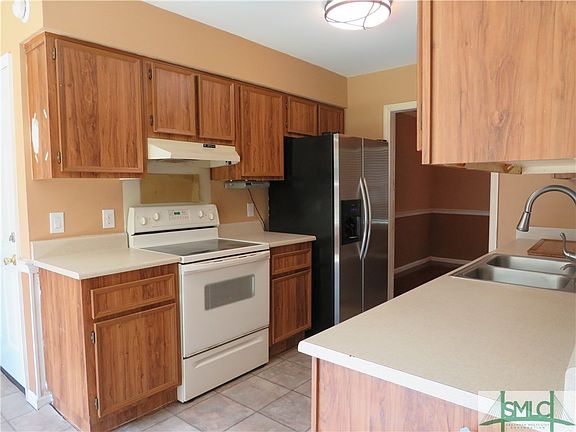 2nd image of 6 Black Forest Drive