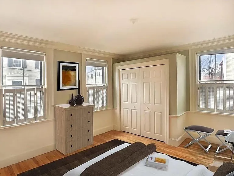 21 Essex St #2 — Photo 7