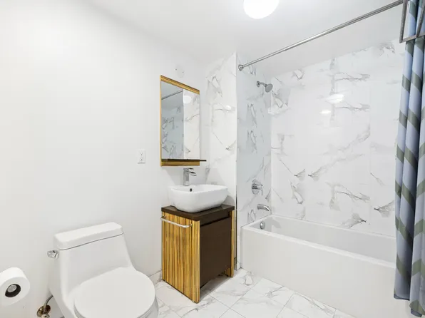 2068 Ocean Avenue image 11 of 15