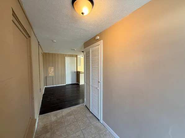 2916 Seneca Ave, Lorain, OH