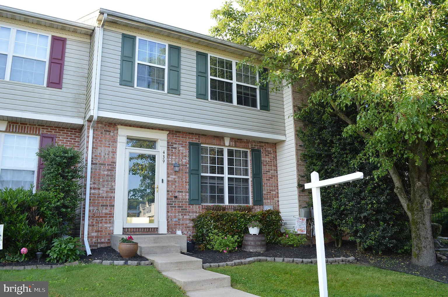 439 Deerhill Cir photo 1
