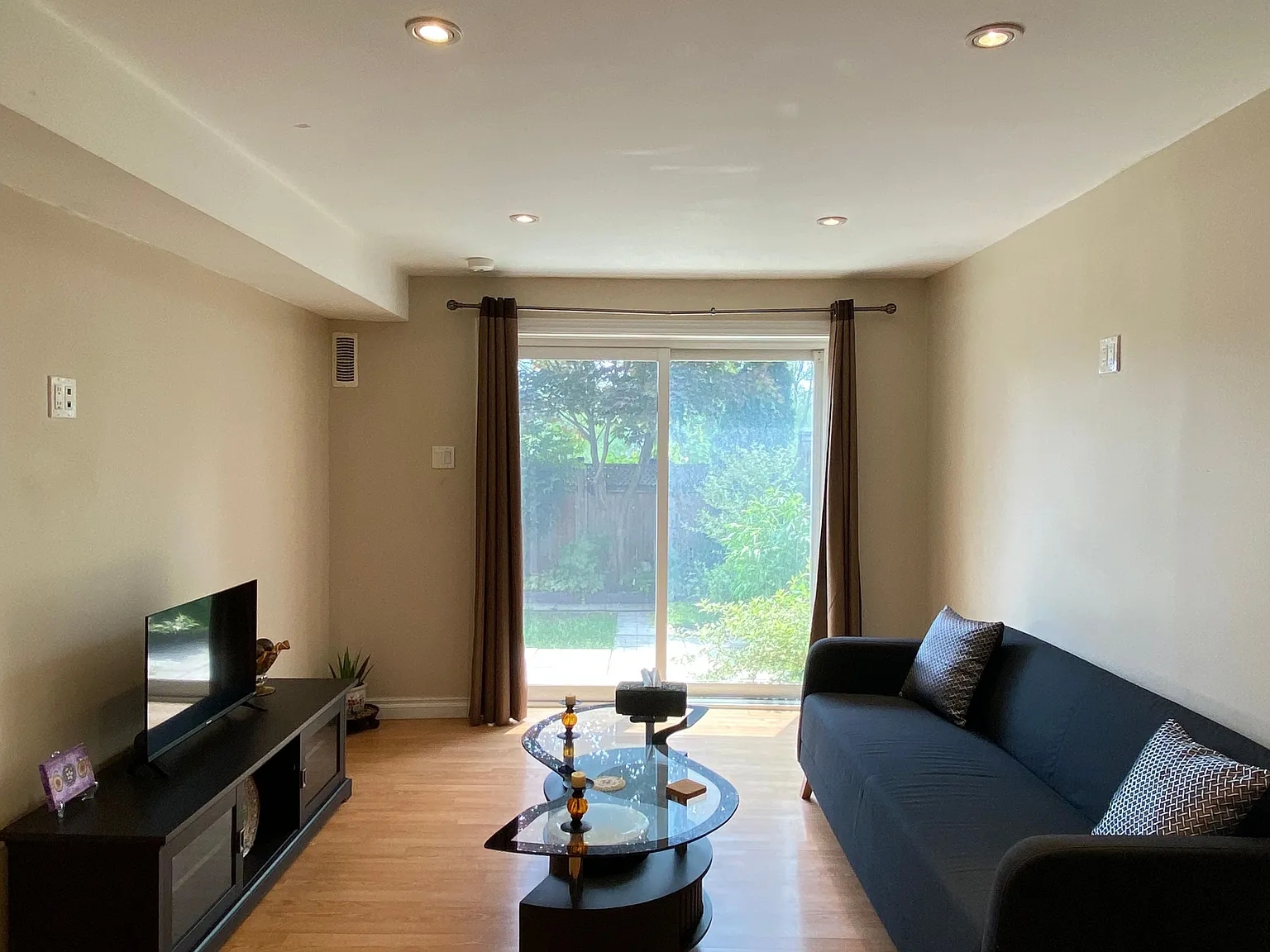 1 bed, $1,700 — Photo 2