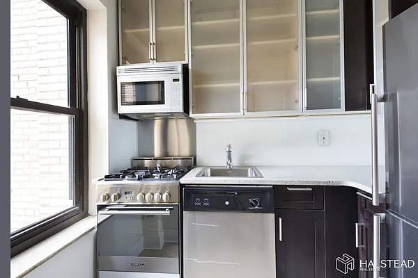Rented by Halstead Real Estate | media 2