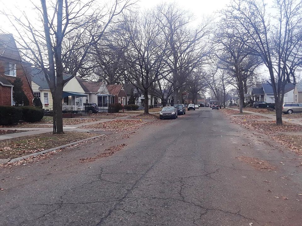 1st image of 373 W Chesterfield Ave