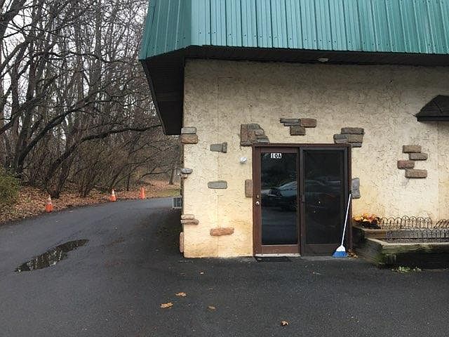 1st image of 4011 Wilson Ave