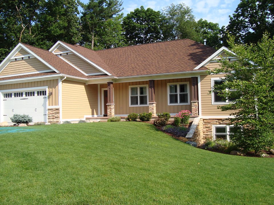 1st image of 2077 Korben Woods Ct NE