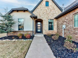 13301 NW 7th Ct, Yukon, OK 73099