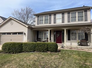 3114 Auburn Rd, Bloomington, IL 61704