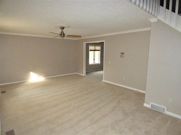 4th image of 5514 Heron Dr