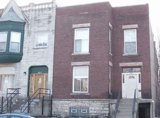 400 E 42nd St, Chicago, IL 60653