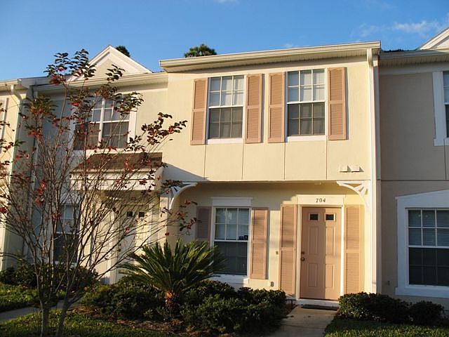 12311 Kensington Lakes Dr #704