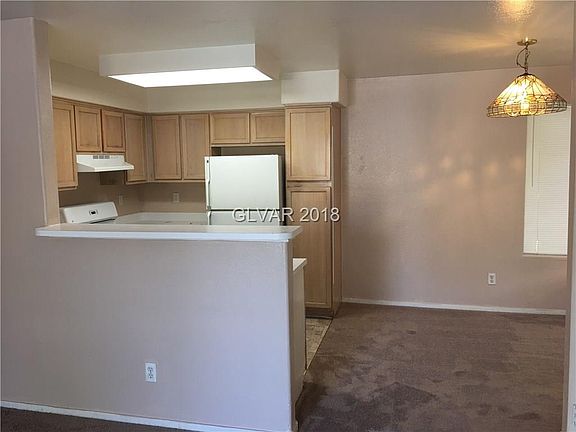 4th image of 3215 Casey Dr Unit 201