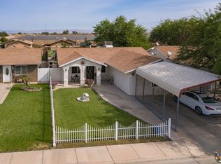 533 Sundance Ln, Westmorland, CA 92281