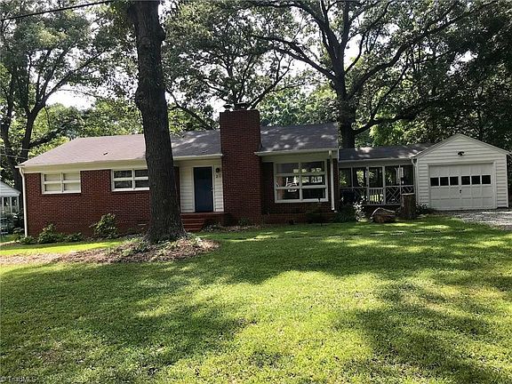 2nd image of 209 Forestdale Dr