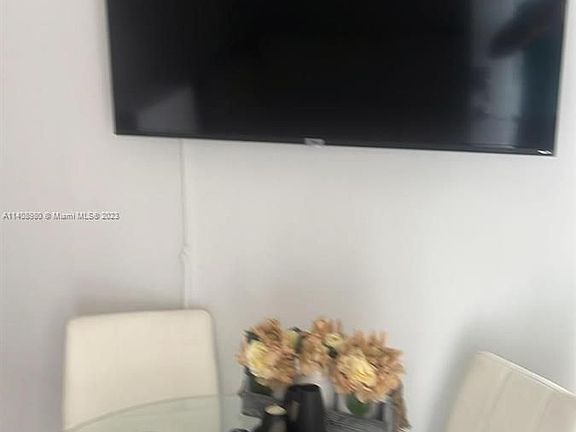 4th image of 7 Salamanca Ave #2