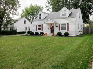 304 Hedstrom Dr, Amherst, NY 14226