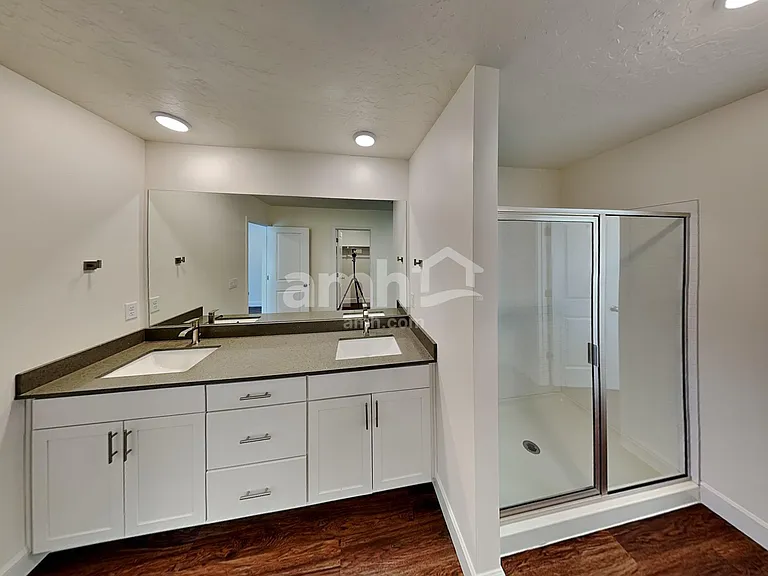 6578 Old Forest Dr — Photo 10