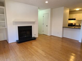 701 Cumberland Ct SE, Smyrna, GA 30080