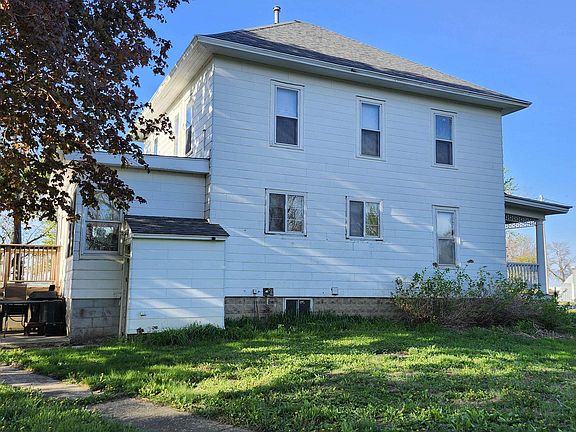 4th image of 1574 Lincoln Ave