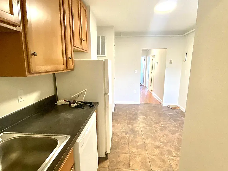 796 Main St — Photo 6